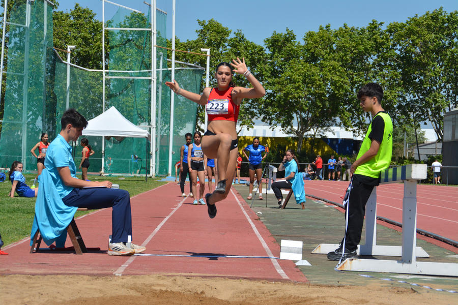 Club Atletisme Badalona - Escola